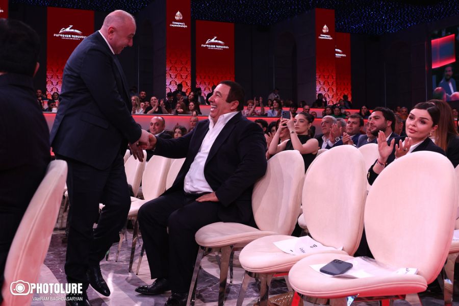 «Ով հայտարարում է, որ իշխանափոխությունից հետո, վաղը անմիջապես վերադարձնելու է Արցախը, նա կամ խելք չունի, կամ արկածախնդիր է»․ Անդրանիկ Թևանյան