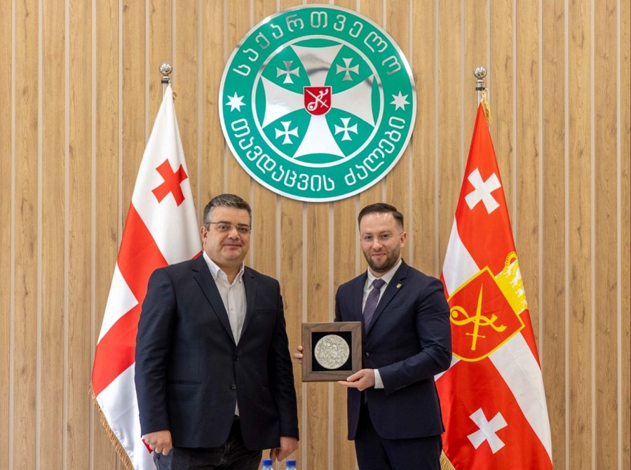Հայաստանի ՊՆ մամուլի քարտուղարը հանդիպումներ է ունեցել Վրաստանի ՊՆ ներկայացուցիչների հետ