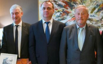 Կայացել է Արցախի պատվիրակության հանդիպումը Ֆրանսիա-Արցախ բարեկամության շրջանակի նախագահի և Ֆրանսիա-Հայաստան բարեկամության խմբի փոխնախագահի հետ