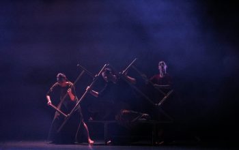 «Հինգ անչափ երիտասարդ կատարողներ, հագնված իրենց երկրի գորգերի մեջ օգտագործված գույներով, հիացրին մեզ՝ տրիբունաներում նստածներիս». միջազգային մամուլի արձագանք