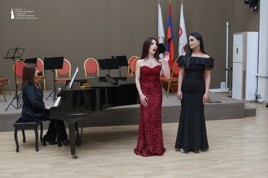 «Ֆրանսիական երաժշտության հանդեպ մեծ ակնածանքն ու յուրաքանչյուր ստեղծագործության կատարման ներշնչանքը բացառիկ մթնոլորտ էին ձևավորել դահլիճում». Գյումրեցի երիտասարդ երաժշտագետ