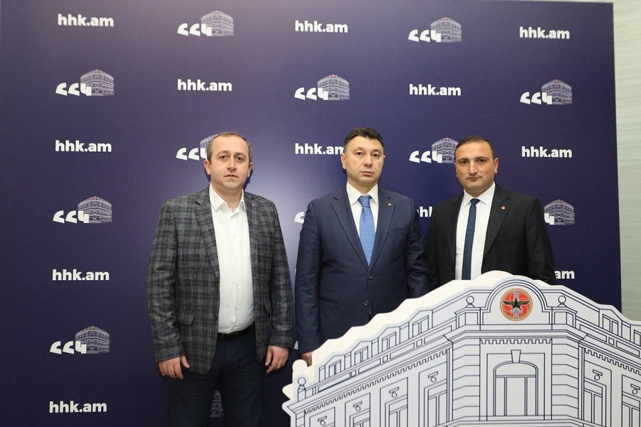 Ուրացել են Հայոց ցեղասպանությունը, մարտահրավեր են նետել Հայ Առաքելական եկեղեցուն, Արցախը ճանաչել են Ադրբեջանի մաս. Շարմազանովը՝  ՀՀ գործող իշխանությունների մասին