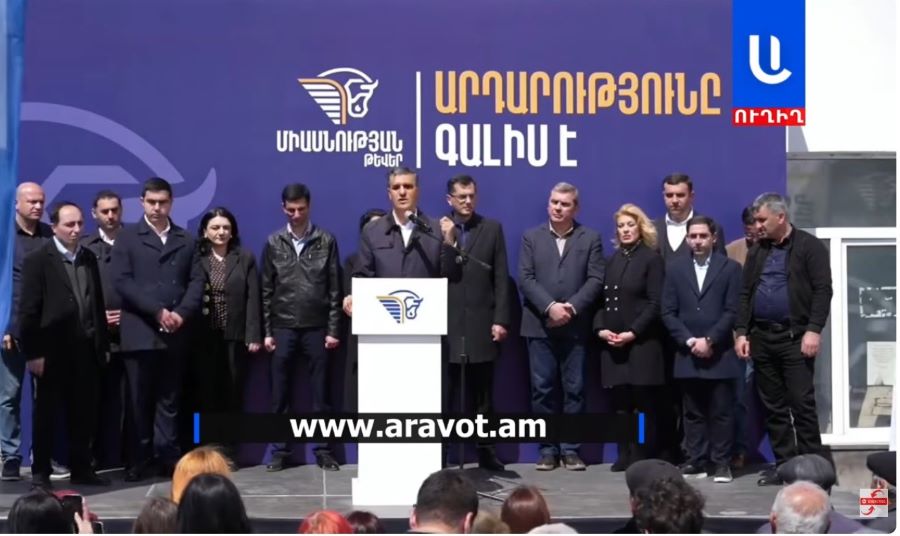 Երկրի ղեկավարը չպետք է ստի ժողովրդին. Արման Թաթոյան