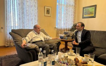 ՀՀ Առաջին նախագահ Լեւոն Տեր-Պետրոսյանն ու դեսպան Խալիլ Շիրղոլամին քննարկել են մեր երկրների ներկայիս ջերմ հարաբերությունների պահպանման եւ խորացման քայլերը