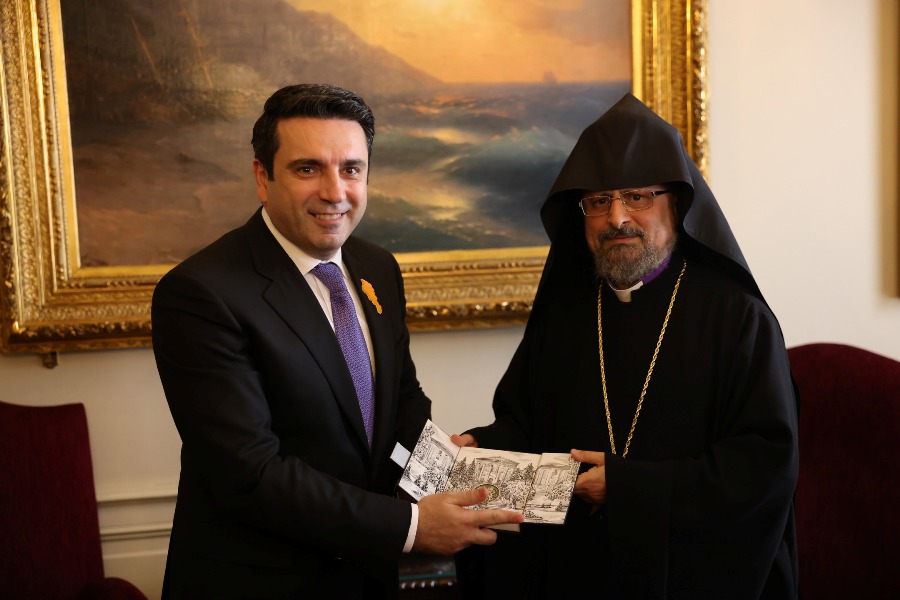 Ալեն Սիմոնյան. «Ատրպէյճան չի թողուր որ Հայաստան-Թուրքիա ցամաքային սահմանը բացուի երրորդ երկիրներու քաղաքացիներու համար։ Թուրքիա կարծես գերի մնացած է Ատրպէյճանական լոպիի կամ քաղաքական շրջանակներու ձեռքը»