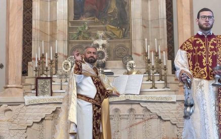 Ավագ հինգշաբթին Մայր Աթոռում