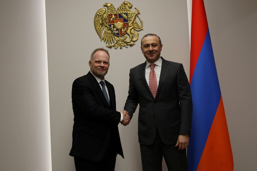 Հեմիլթոնը կարևորել է ՆԱՏՕ-ի խաղաղապահ առաքելություններում ՀՀ ներգրավվածության արդյունքում ձևավորված համագործակցությունը