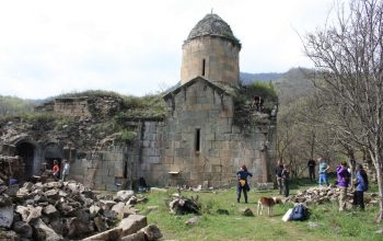 Առաքելոց բնակատեղին ու վանական համալիրը