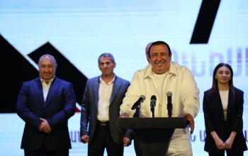 «Մի հատ նշան է սարքել, կպցրել դոշին, կարծես ծովից ծով Հայաստանը հետ է բերել և ման գալով՝ ոչ մի բան չի ասում»․ Գագիկ Ծառուկյանը՝ Նիկոլ Փաշինյանի մասին