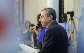 «Խնդիրները լուծելու փոխարեն խելագարն ընկել է փողոցները, առաջարկում է՝ քվեարկեք ինձ, որ Ռոբերտ Քոչարյանը բանտ նստի»․ Իշխան Սաղաթելյան