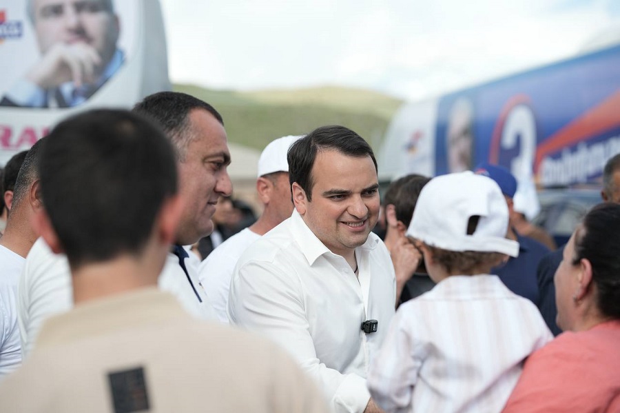 «Սա նախընտրական պրոցես է՝ ցույց տալու համար, որ իրենք կարողացել են ինչ-որ զենք գնել, բայց հաջորդ իշխանությունները զենքը նվեր են ստանալու»․ «Ուժեղ Հայաստան»-ը՝ Սարդարապատում