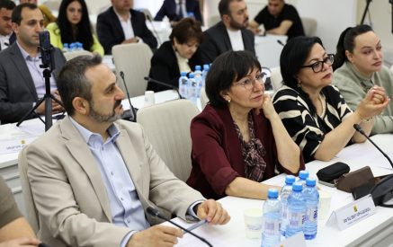 Եթե չեն կարող տուգանքը վճարել, հանրային ծառայություն առաջարկեք, թող գան աղբը մաքրեն, հանրային զուգարաններ. Պեդրո Զարոկյանը՝ աղբ նետողների մասին