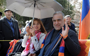 «Ծախված ստահակներ եք ձեր ամբողջ շայկան»․ հիմա էլ Փաշինյանը վիրավորեց Րաֆֆի Հովհաննիսյանին, Զարուհի Փոստանջյանին և այլոց