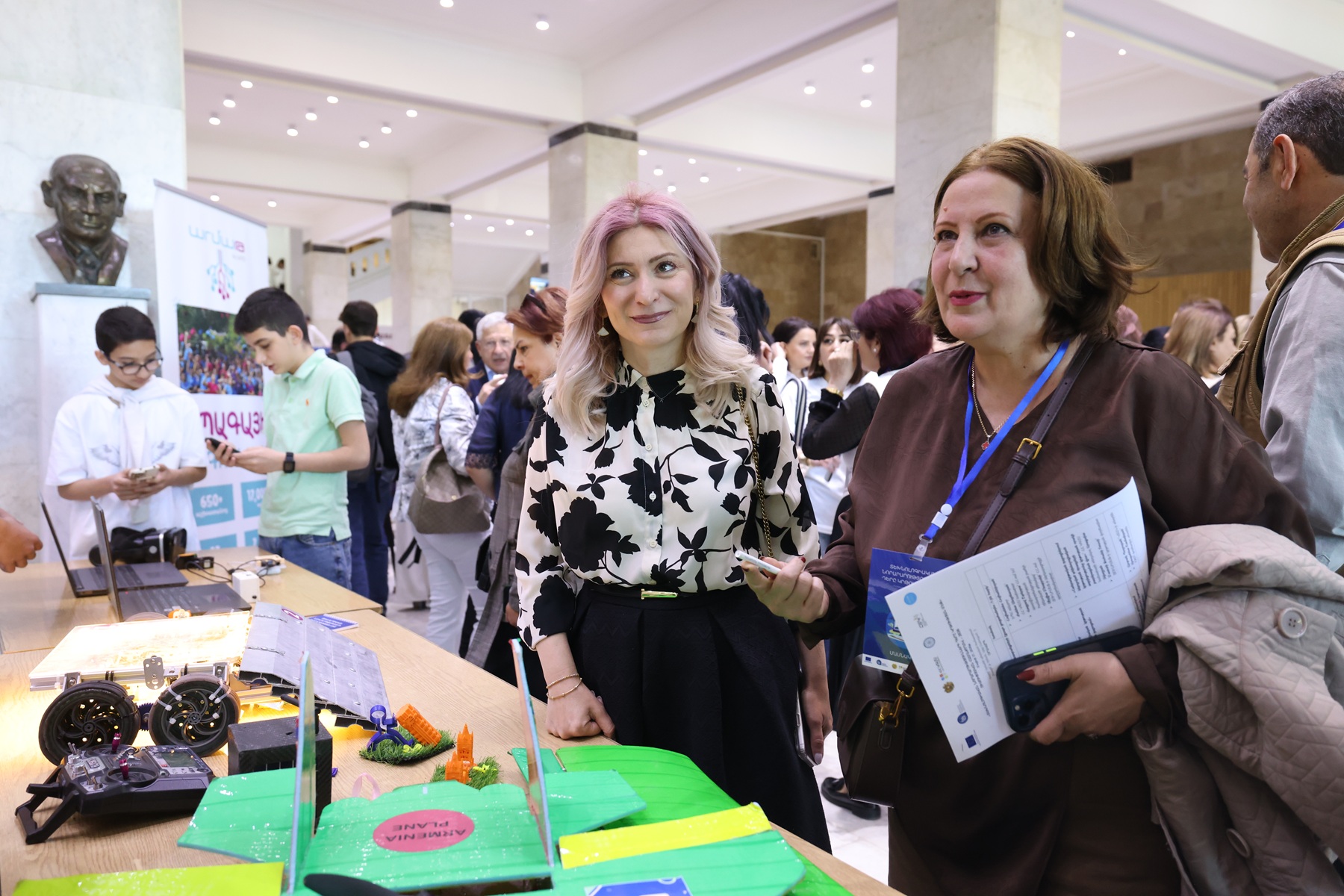 Տեխնոլոգիաներն՝ ի նպաստ կրթության. ուսուցչական համաժողովին մասնակցել է 700 մանկավարժ