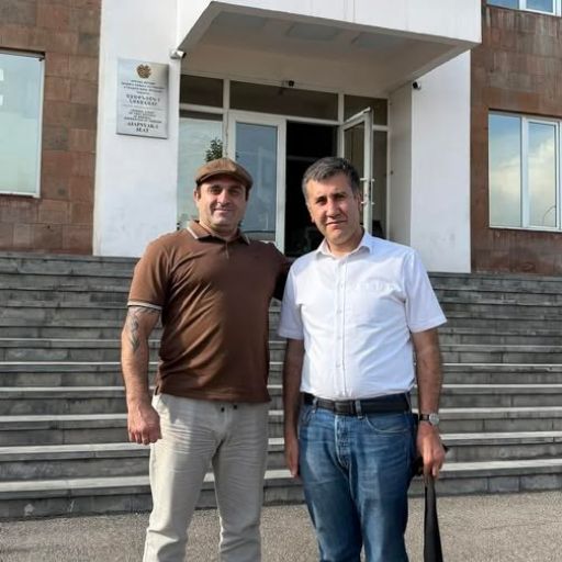 Փաշինյանին «դավաճան» անվանած բլոգեր Արտակ Ավետիսյանն ազատվեց