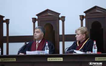 ՍԴ դատավորը ԿԸՀ նախագահի բացթողումներն է թվարկում. ինչո՞ւ Հակակոռուպցիոն կոմիտեից չեք վերցրել տվյալներ