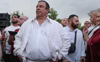«ԲՀԿ-ն դեմ չէ պարգևավճարներին, մենք դեմ ենք, որ դրանք վերածվեն քաղաքական կոռուպցիայի գործիքի»․ Սուրեն Սուրենյանցը դիմեց պետական համակարգի աշխատողներին