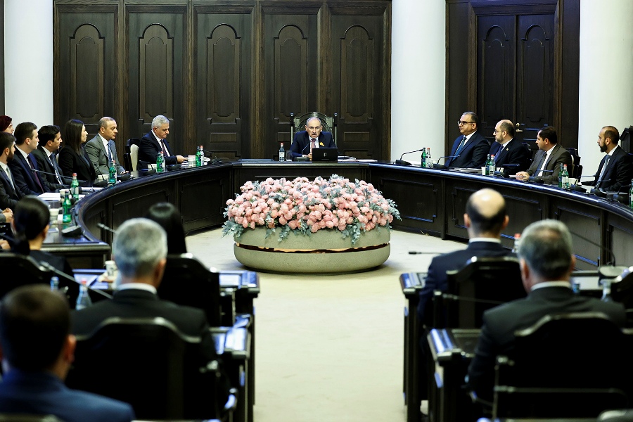 Արձանագրենք, որ ընդհանրապես պատմության մեջ չի եղել