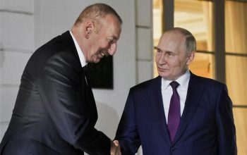 Պուտինը և Ալիևը հեռախոսով քննարկել են առևտրատնտեսական ու հումանիտար համագործակցությանն առնչվող հարցեր