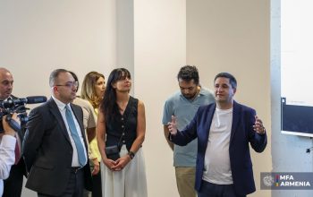 ՀՀ ԱԳՆ ղեկավար կազմն ու դիվանագիտական ծառայության մարմինների ղեկավարներն այցելել են արհեստական բանականության գործարան