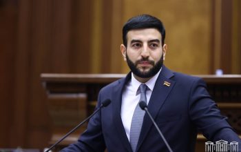Ռոմանոս Պետրոսյա՞նն էր հարցեր ուղարկում Միքայել Խաչատրյանին