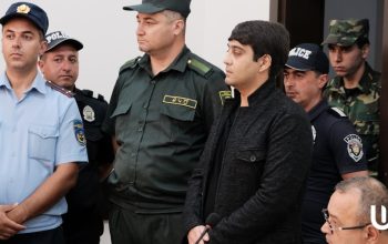 Տանիքից է կրակն ընկել. Եղիշե Հակոբյանը պնդում է՝ կացարանի տանիքին վառելիք է պահեստավորվել