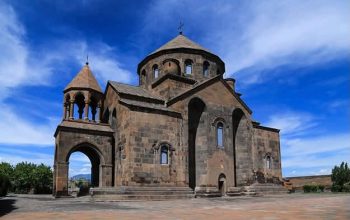 Փորձ է արվում դեսակրալիզացնել  հազարամյա ինստիտուտը, որը դարեր շարունակ մեր ինքնության առանցքային հիմնասյուներից մեկն է եղել. «Ժողովրդավարական համախմբում»