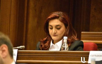 «ԱԺ-ում մայրերի իրավունքները խախտեցիք»։ «Գործի դրեք հայրերին»․ մինչև 20։00-ն նիստ անելու առիթով