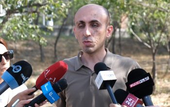 «ՀՀ իշխանությունը լրացուցիչ քարտ-բլանշ է տալիս Ադրբեջանին, գոնե պետք է լռեն, ոչ թե աջակցող հայտարարություններ անեն»․ Արտակ Բեգլարյան