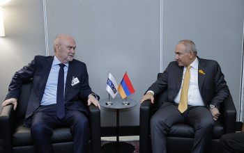 Փաշինյանն ու Սինիրլիօղլուն քննարկել են տարածաշրջանային անվտանգության ապահովման հարցեր
