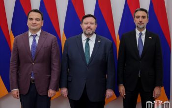 «Ուժեղ Հայաստան» խմբակցության պատգամավորները ԱՄՆ դեսպանության գործերի ժամանակավոր հավատարմատարին մտահոգություն են հայտնել ՀՀ-ում ընթացող ժողովրդավարական որոշ գործընթացների առնչությամբ