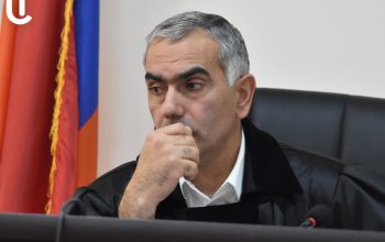 Գյումրիի գլխավոր ճարտարապետի տնային կալանքը փոխվեց, վարույթից մաս անջատվեց