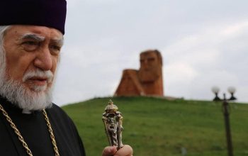 Վա՛յ այն ազգին, որ ինքզինք կը բանտարկէ ներկայ շահերու նեղ սահմաններուն մէջ՝ ծածկուած իրապաշտութեան քօղին ետին. Արամ Ա