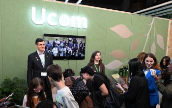 COP17-ում ներկայացվեց Ucom-ի աջակցությամբ հրատարակված «Հովազաձորի գաղտնի ճանապարհը» գիրքը